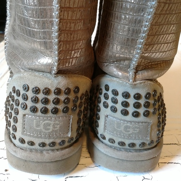 Ugg boots - Picture 6 of 7